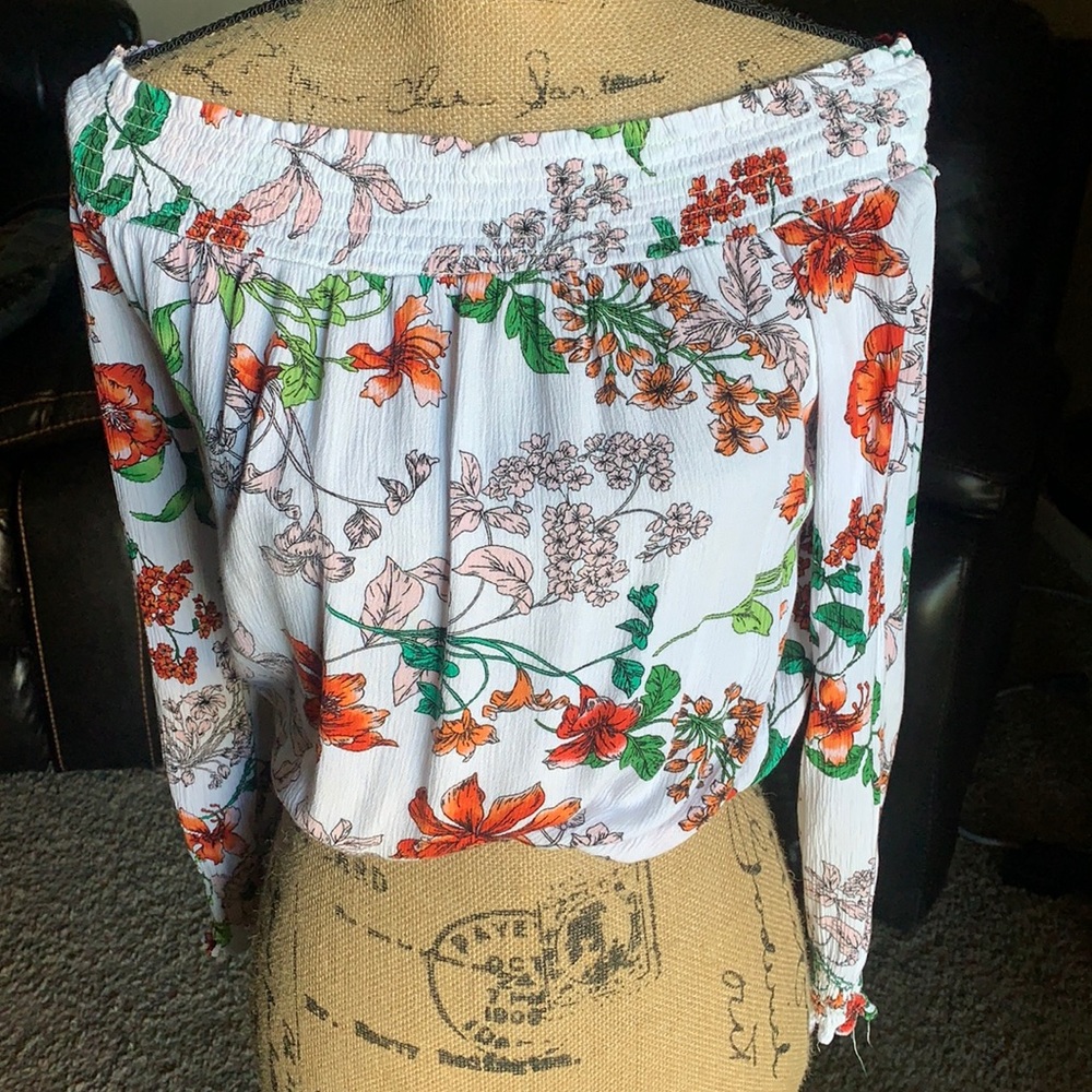 Long sleeve off the shoulder floral shirt
